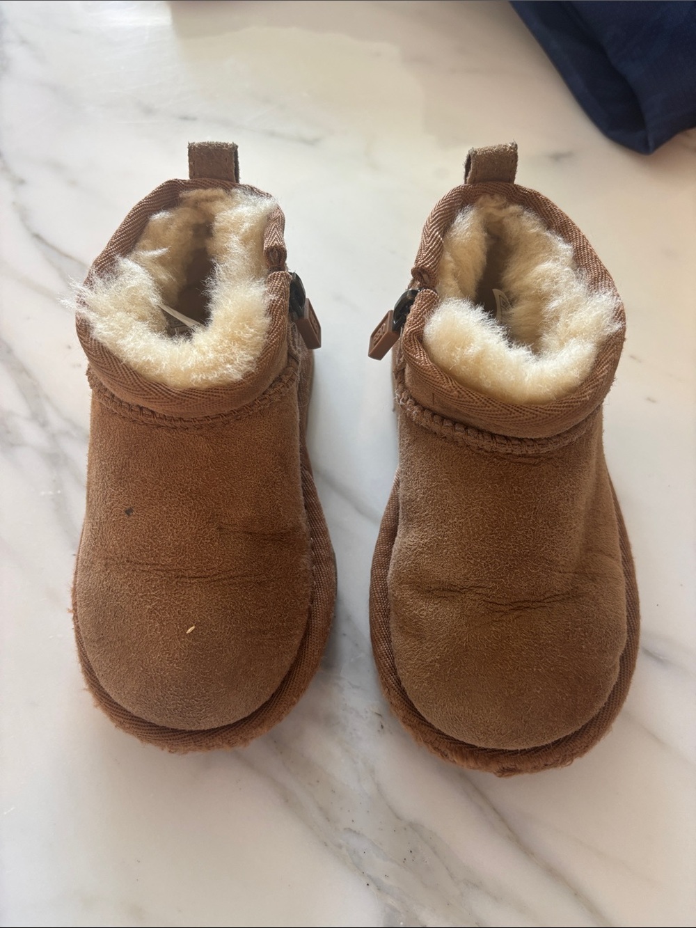 UGG Kids Chestnut Shearling-Lined Suede Boots